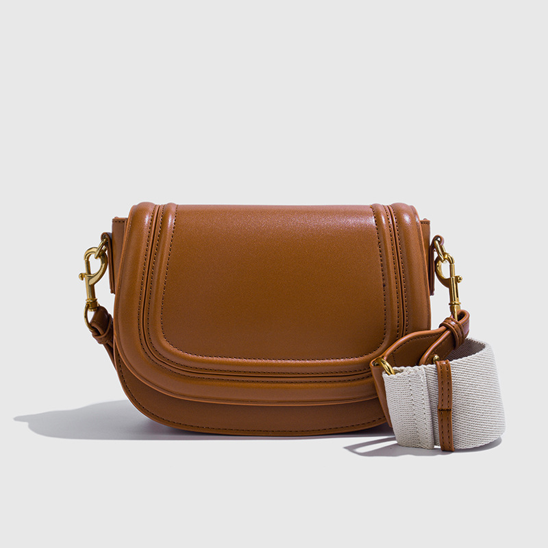 Luxury Bags That Are Vegan - Tas Selempang Minimalis Jahitan Rapi Untuk