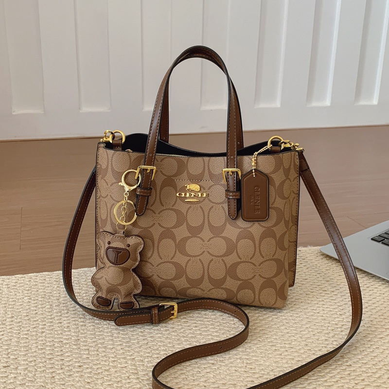 Tote Bag Leather Monogram - Tas Tote Monogram Elegan Bergaya Klasik
