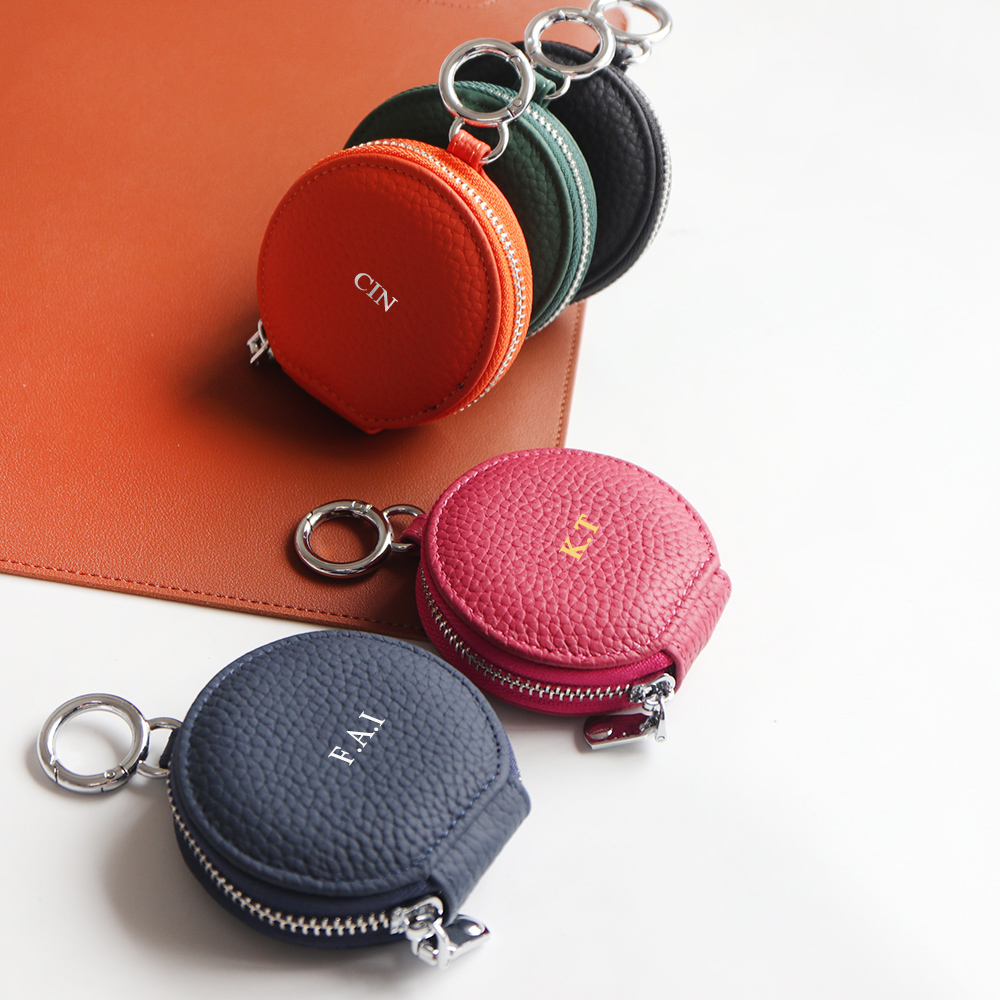 Casing Earphone Huruf Kustom M - Luxury Bags Names ulasan dan harga