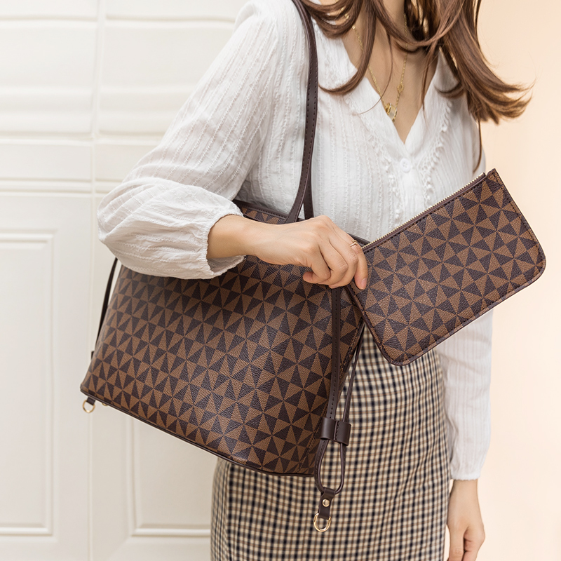 Tas Bahu Mewah untuk Wanita, T - Luxury Bags That Are Vegan ulasan dan harga