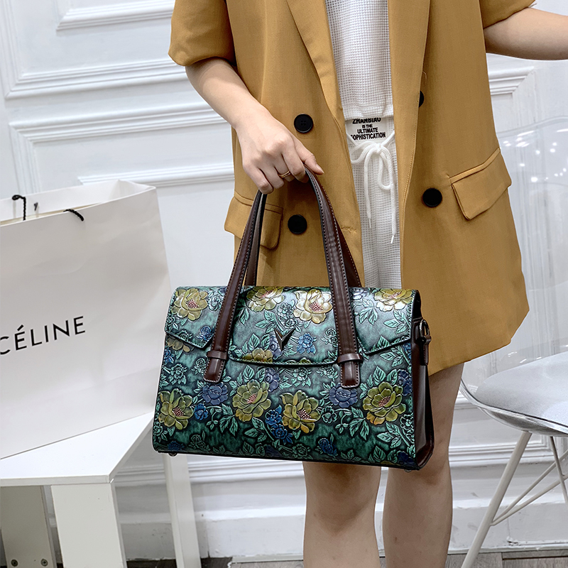 Tas Tangan Bunga Timbul 3D Vin - Luxury Bags That Are Vegan ulasan dan harga