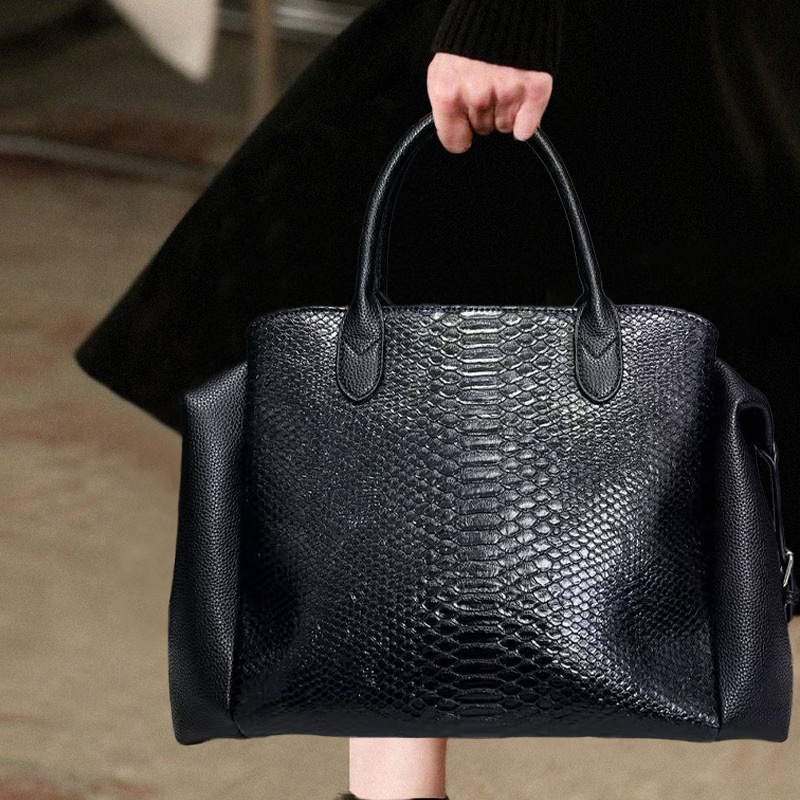Tas tangan wanita berkapasitas - Luxury Bags That Are Vegan ulasan dan harga